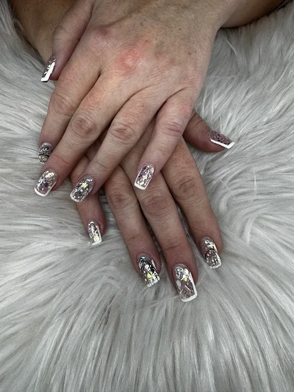 Island Day Spa Nail Lounge — Nail salon in Mobile